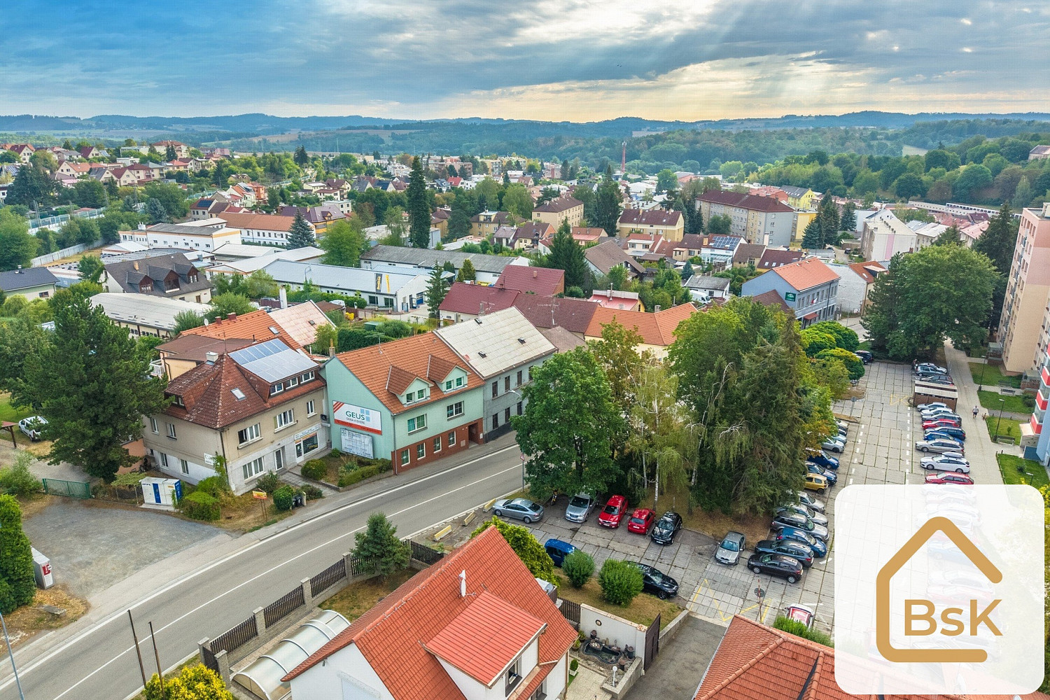 Pronájem obchodních prostor 228 m² – fotografie 2