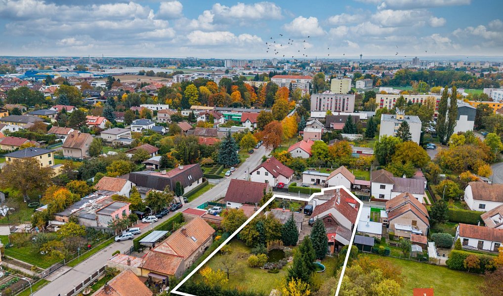 Prodej domu 195 m² s pozemkem 1 560 m², Pardubice – náhled fotky 4