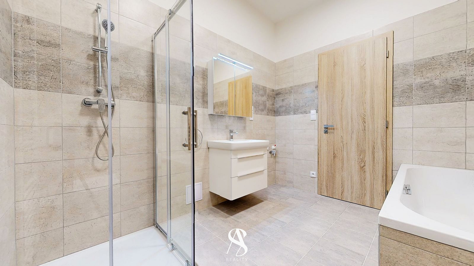 Pronájem bytu 3+kk 83 m² – fotografie 4