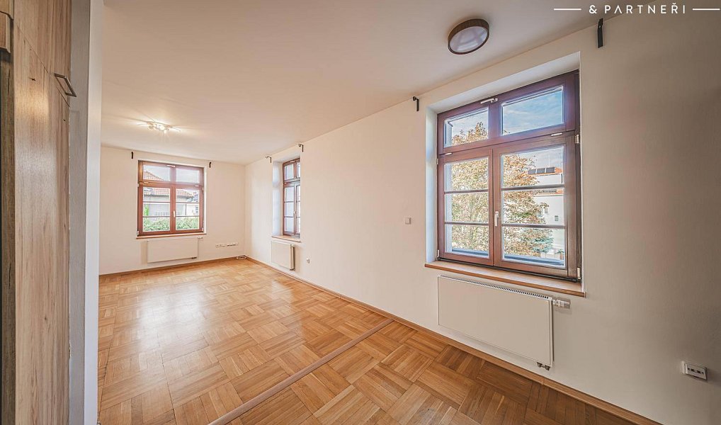 Pronájem bytu 3+kk 91 m², Hradec Králové – náhled fotky 11
