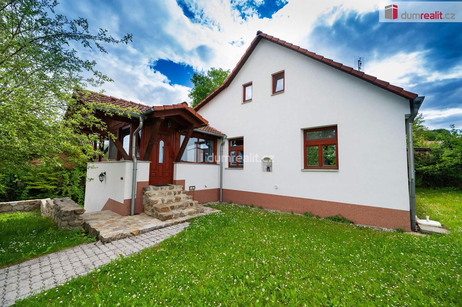 Prodej domu 172 m² s pozemkem 481 m² — photo 2