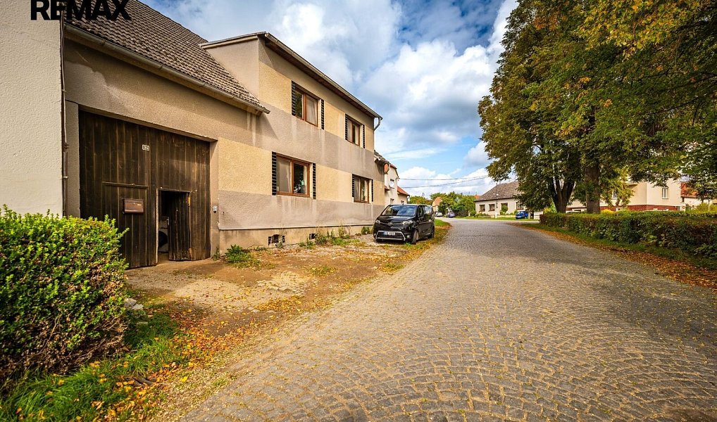 Prodej domu 226 m² s pozemkem 1 531 m², Cehnice – náhled fotky 42
