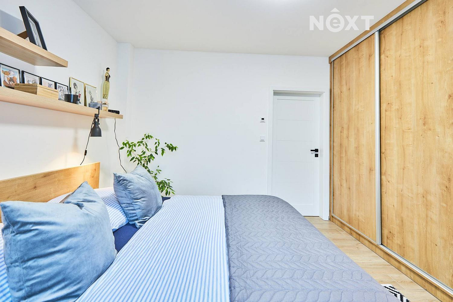 Pronájem domu 120 m² s pozemkem 913 m² — photo 2