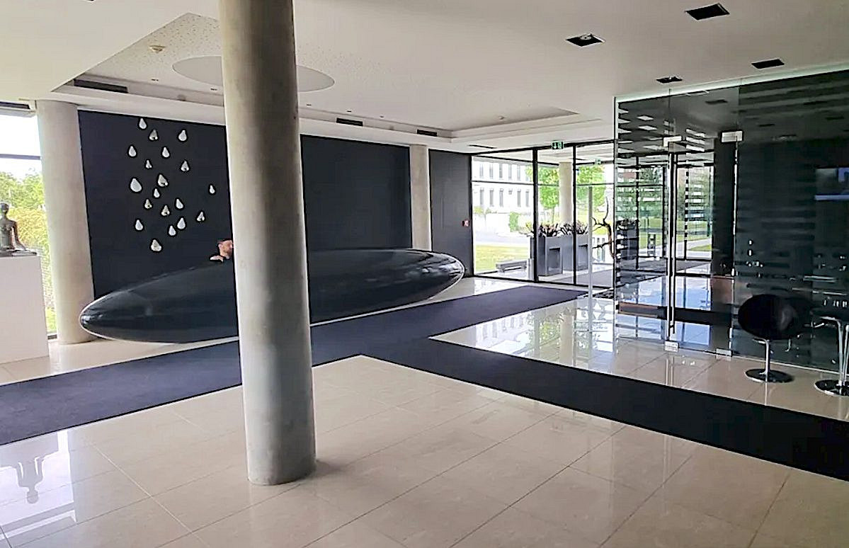 Pronájem kanceláře 349 m² – fotografie 2