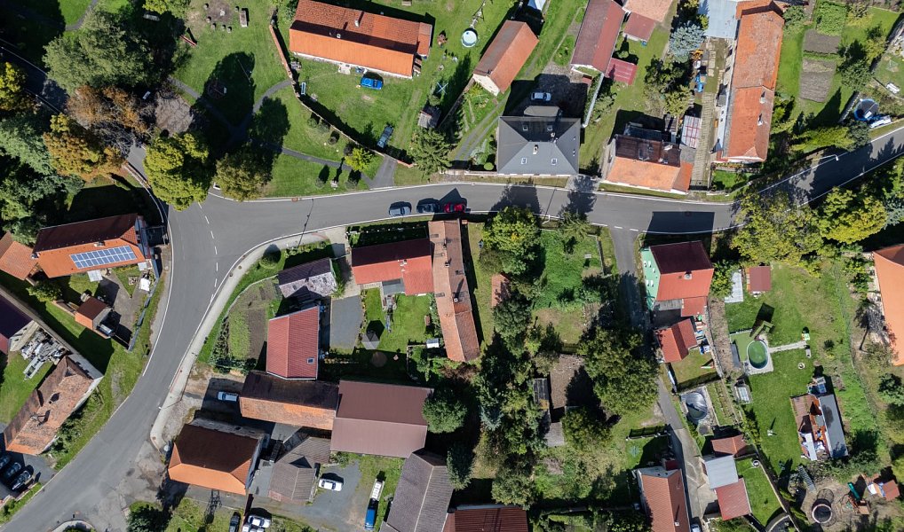 Prodej domu 120 m² s pozemkem 877 m², Lužice – náhled fotky 26