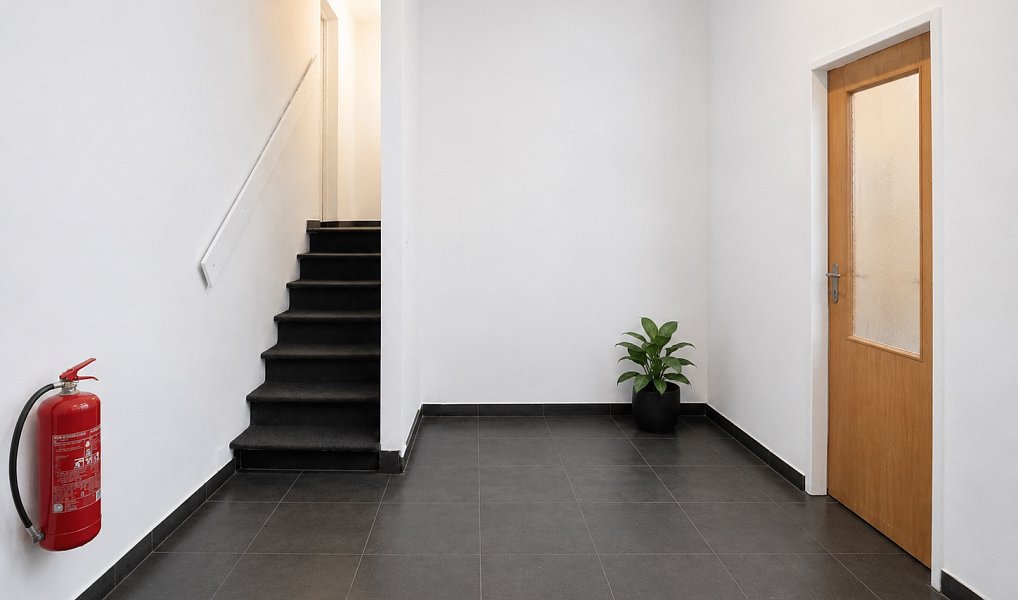 Pronájem obchodních prostor 35 m², Karlovy Vary – náhled fotky 5