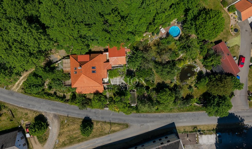 Prodej domu 190 m² s pozemkem 1 831 m², Kolinec – náhled fotky 49