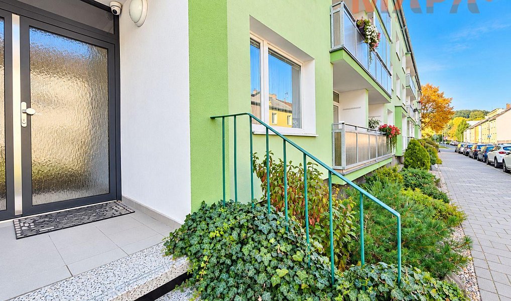 Pronájem bytu 3+1 66 m², Chomutov – náhled fotky 10