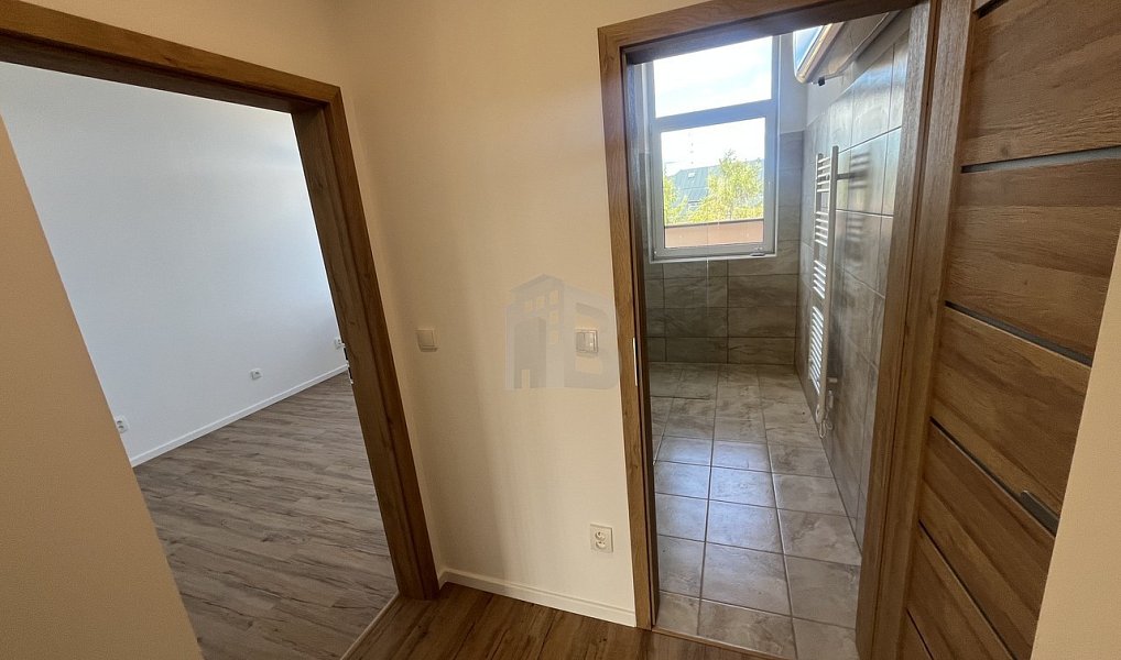Pronájem bytu 2+kk 73 m², Trutnov – náhled fotky 8