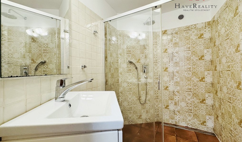 Pronájem bytu 2+kk 50 m², Benešov – náhled fotky 3