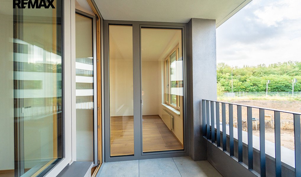 Pronájem bytu 2+kk 54 m², Praha – náhled fotky 7