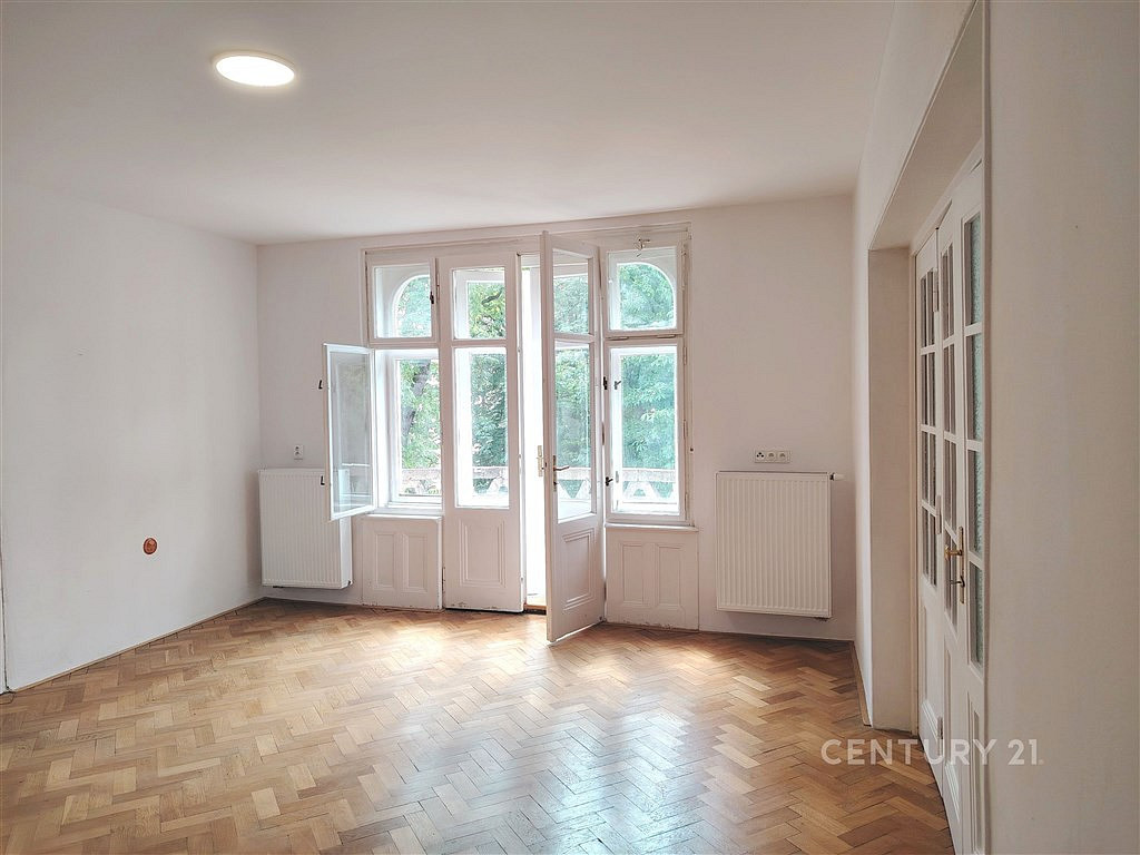 Pronájem bytu 3+kk 81 m²