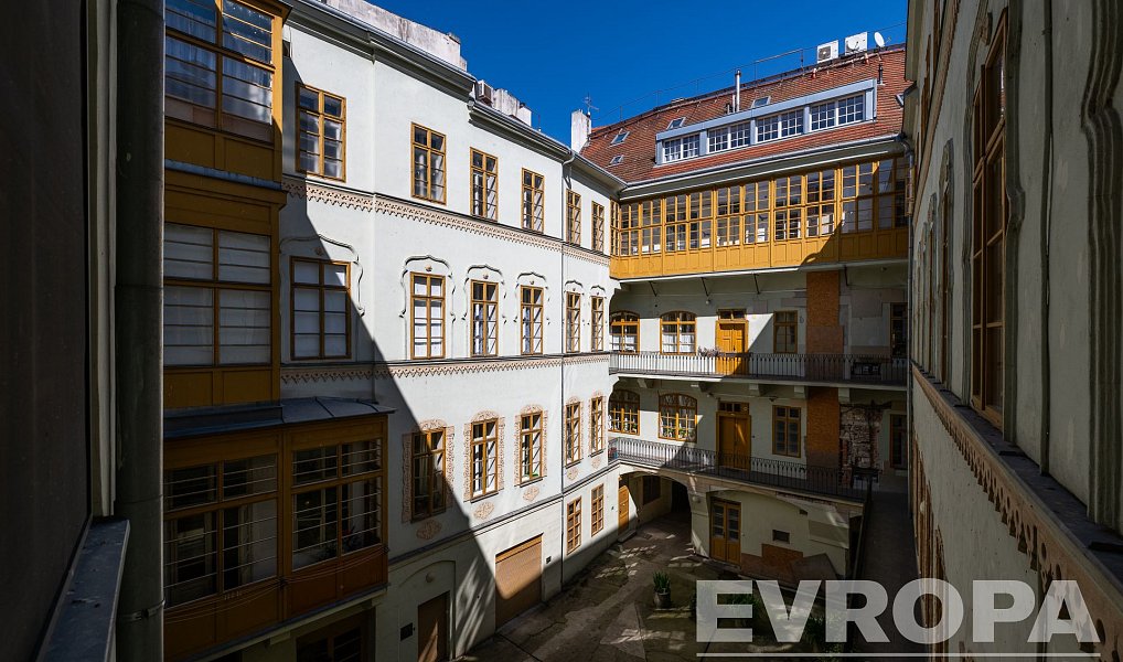 Prodej bytu 2+kk 77 m², Praha – náhled fotky 22