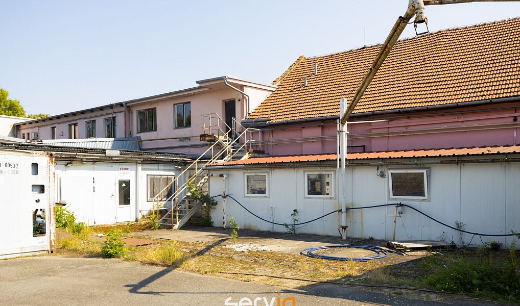 Prodej výrobních prostor 3 100 m², Tištín – náhled fotky 13