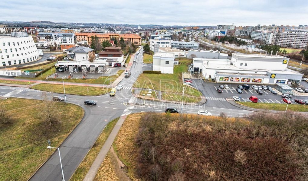Pronájem bytu 3+kk 90 m², Praha – náhled fotky 12