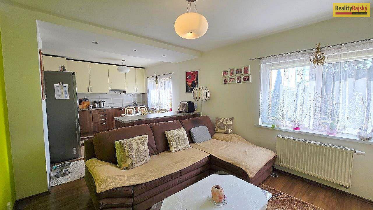 Prodej domu 95 m² s pozemkem 593 m² – pohled 3
