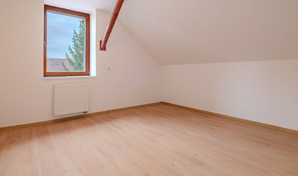 Prodej domu 181 m² s pozemkem 656 m², Vrbčany – náhled fotky 17