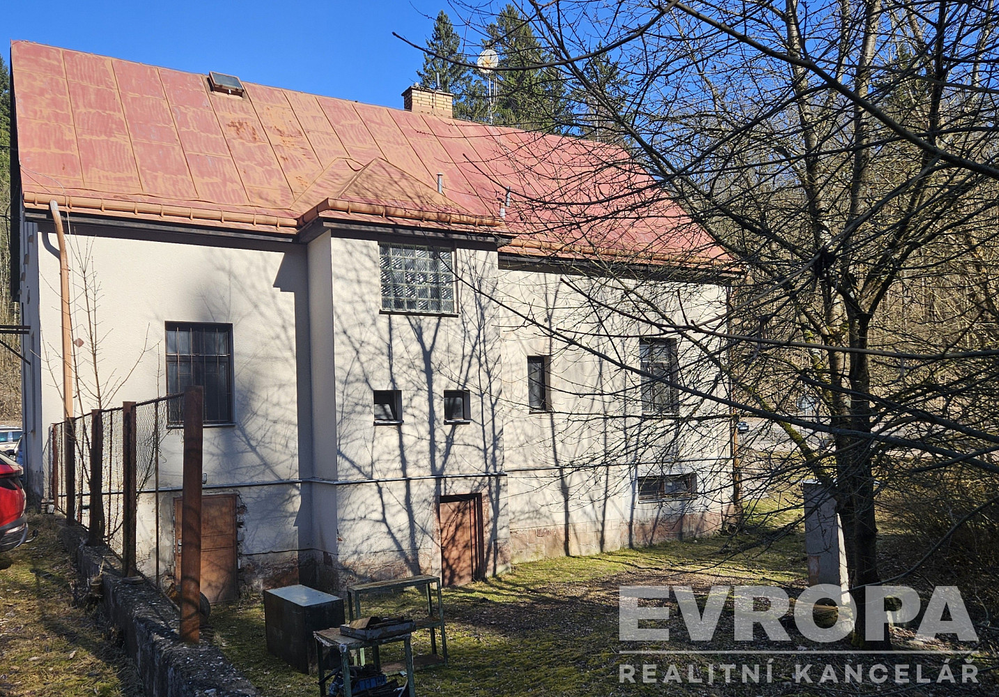Prodej komerčního objektu (jiného typu) 287 m² – fotografie 2