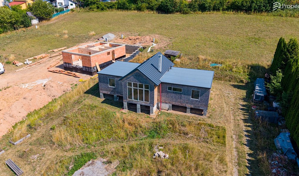 Prodej domu 119 m² s pozemkem 2 192 m², Hradčany – náhled fotky 2