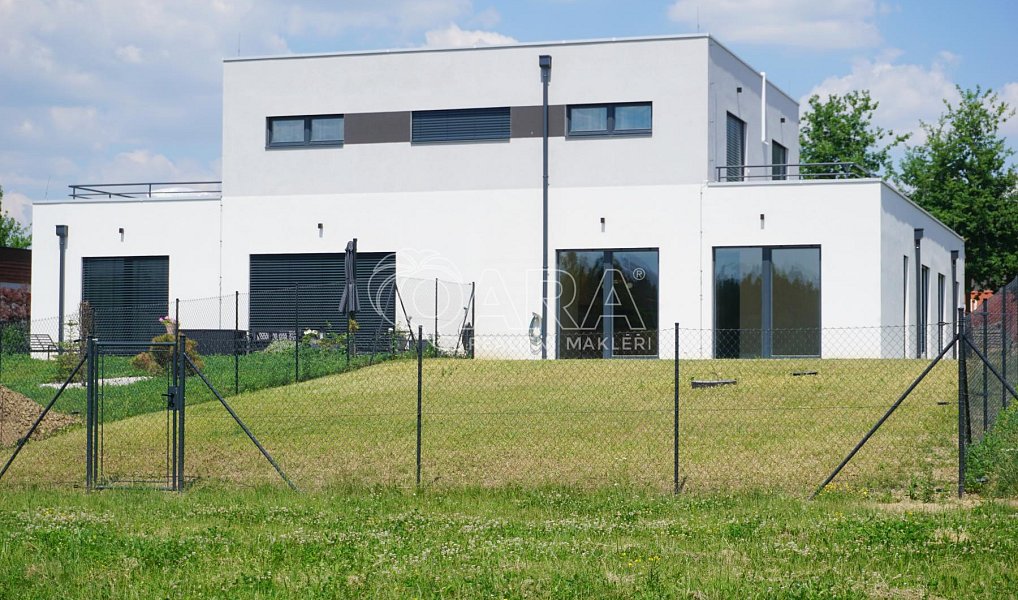 Pronájem bytu 4+kk 106 m², Vysoký Újezd – náhled fotky 23