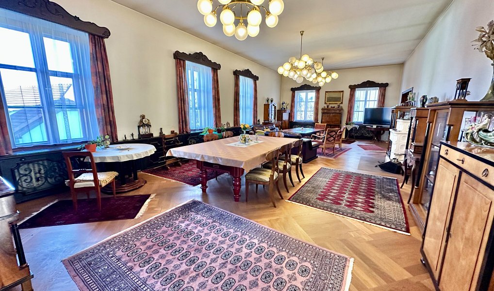 Prodej domu 503 m² s pozemkem 1 727 m², Pelhřimov – náhled fotky 3
