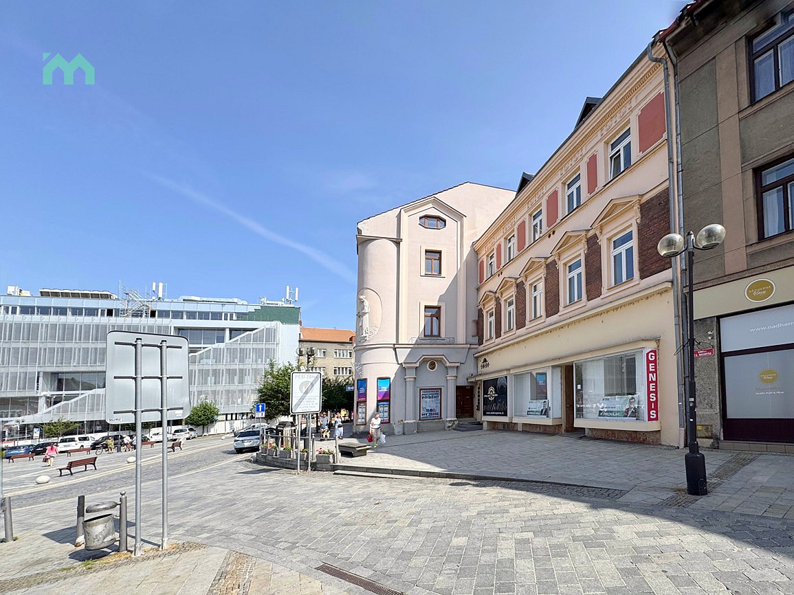 Pronájem obchodních prostor 250 m²