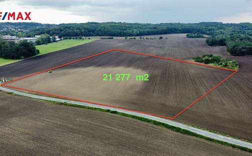 Prodej pole 21 277 m², Panenské Břežany, okres Praha-východ