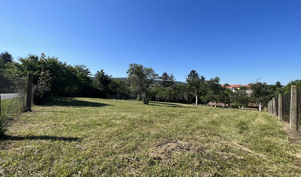 Prodej domu 333 m² s pozemkem 3 207 m², Roštín – náhled fotky 14