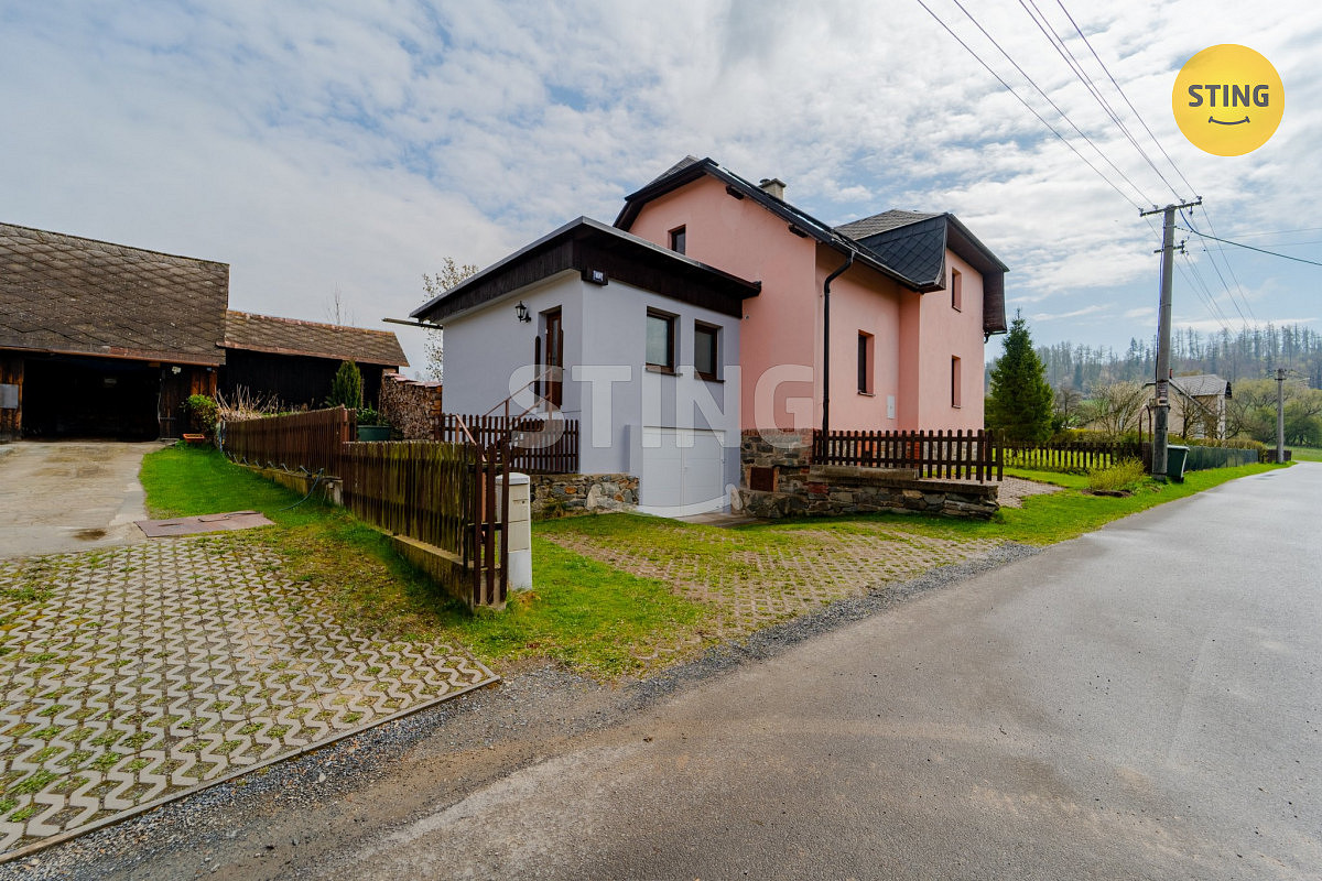 Prodej domu 219 m² s pozemkem 1 354 m² – fotografie 2