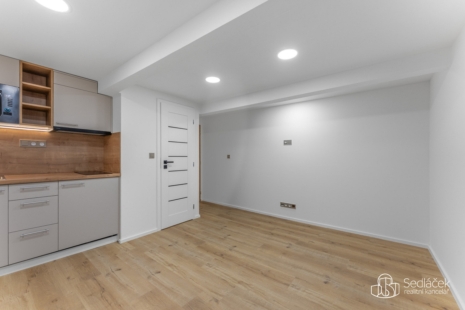 Prodej bytu atypického 40 m² – další
