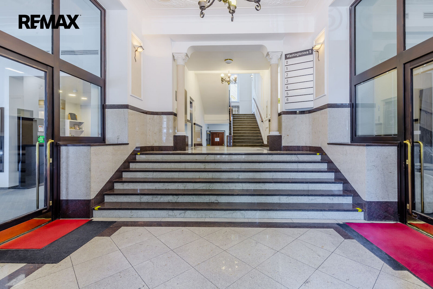 Pronájem kanceláře 172 m² – fotografie 4