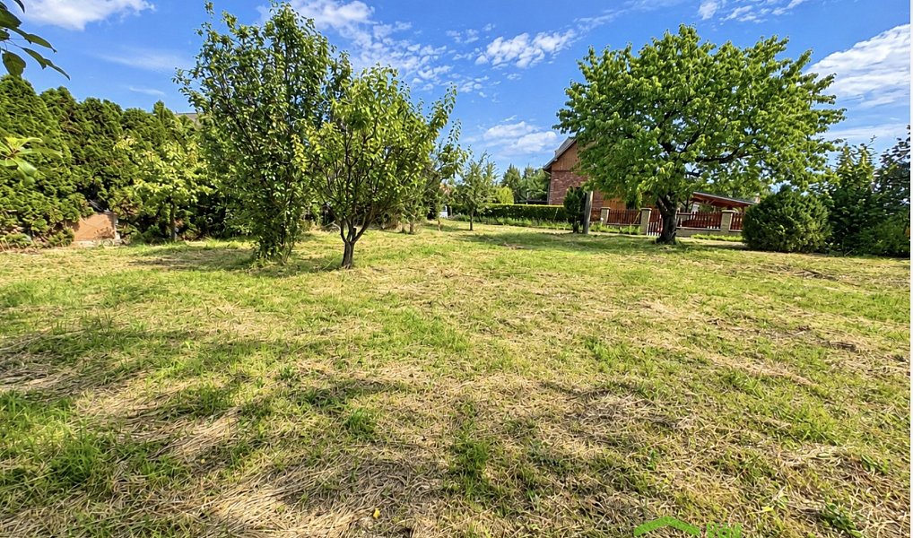Prodej stavebního pozemku 1 049 m², Brantice – náhled fotky 8