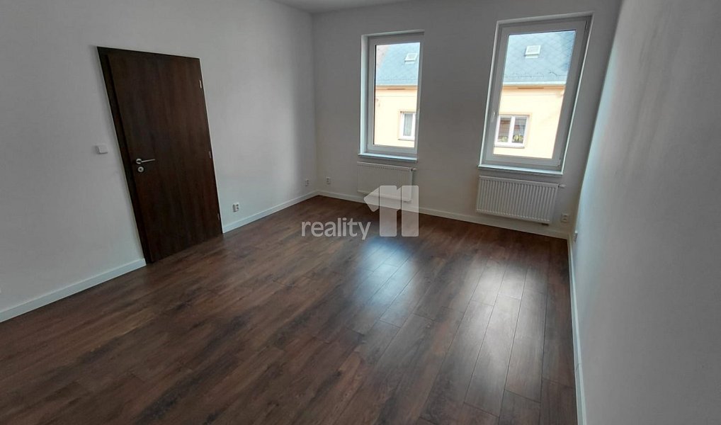 Pronájem bytu 3+1 97 m², Aš – náhled fotky 10