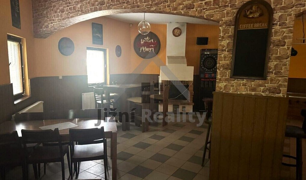 Prodej restaurace 400 m², Kovářov – náhled fotky 7