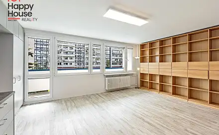 Pronájem bytu 4+kk 107 m²