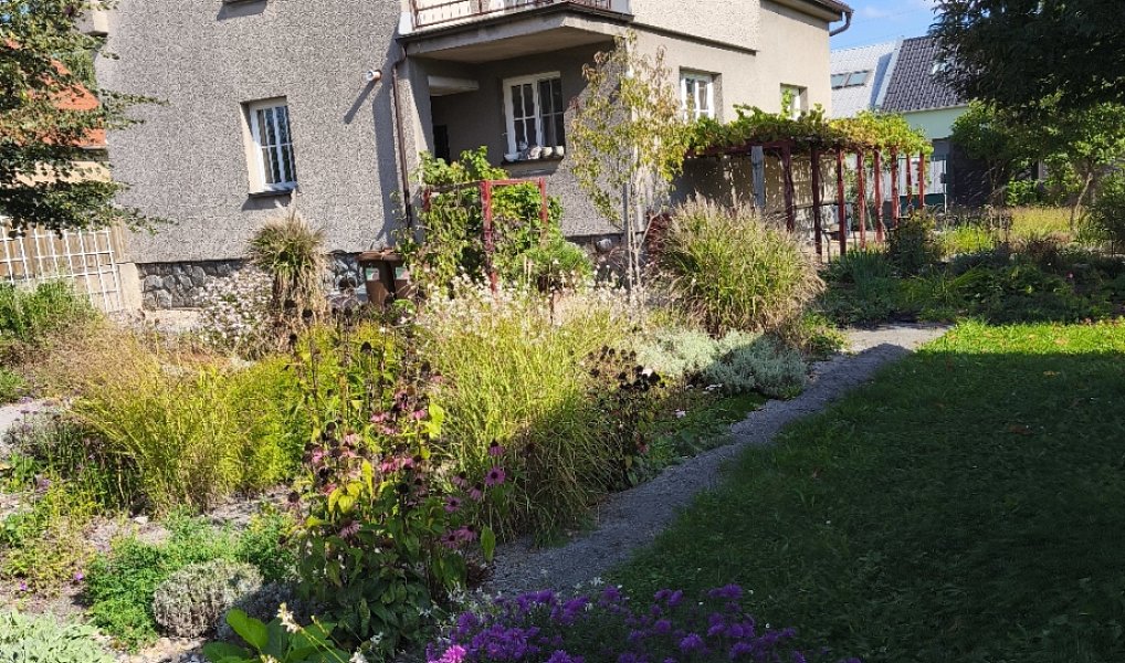 Prodej domu 150 m² s pozemkem 1 418 m², Horní Jelení – náhled fotky 2