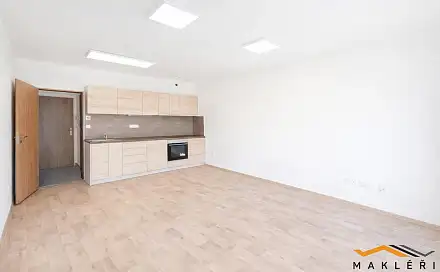 Pronájem bytu 1+kk 32 m²