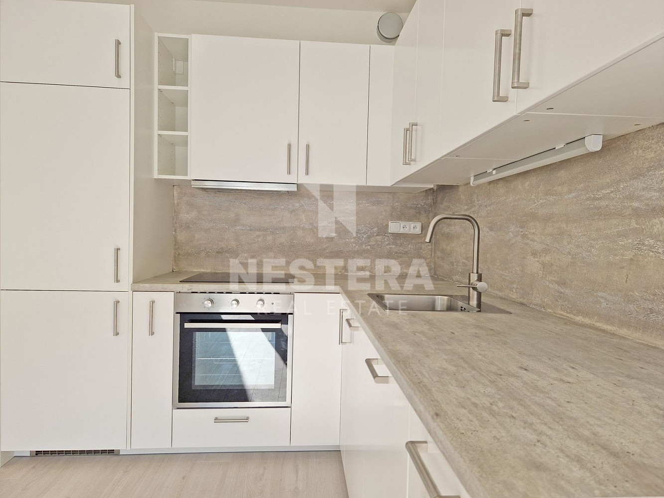 Pronájem bytu 2+kk 50 m² – fotografie 5