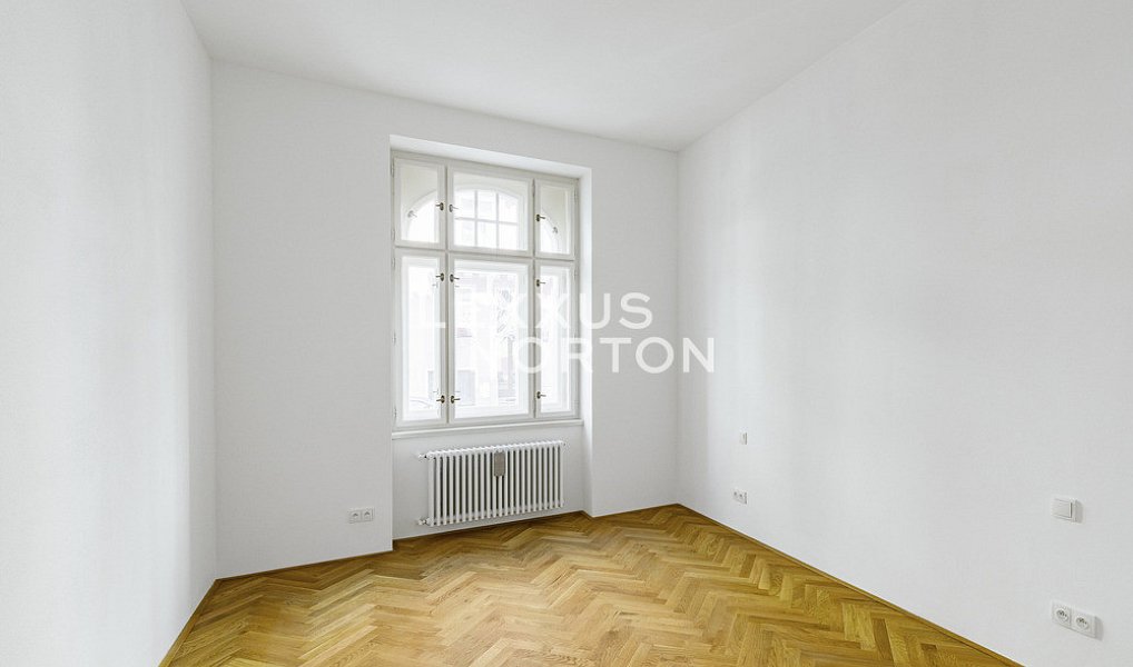 Prodej bytu 2+kk 71 m², Praha – náhled fotky 4