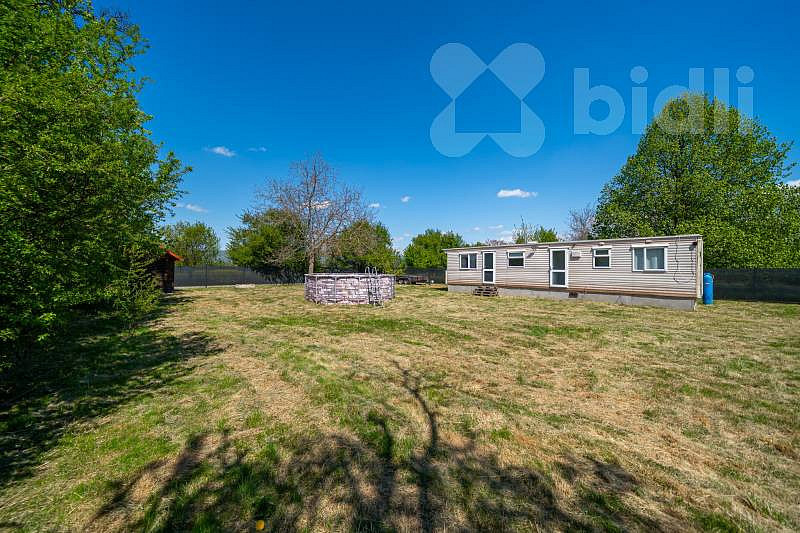 Prodej stavebního pozemku 1 690 m² – fotografie 3