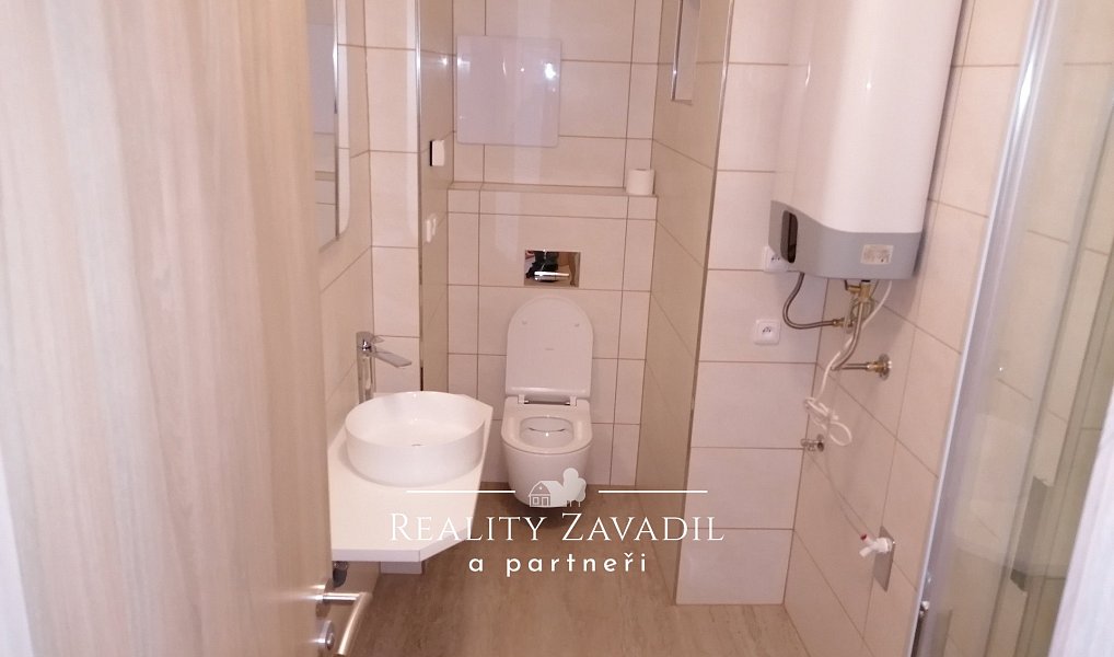 Prodej nájemního domu, činžáku 450 m², Pardubice – náhled fotky 6