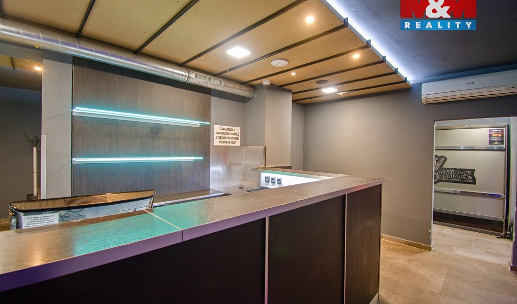 Pronájem obchodních prostor 180 m², Rožnov pod Radhoštěm – náhled fotky 3