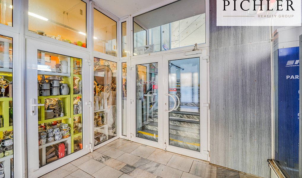 Pronájem obchodních prostor 650 m², Plzeň – náhled fotky 17