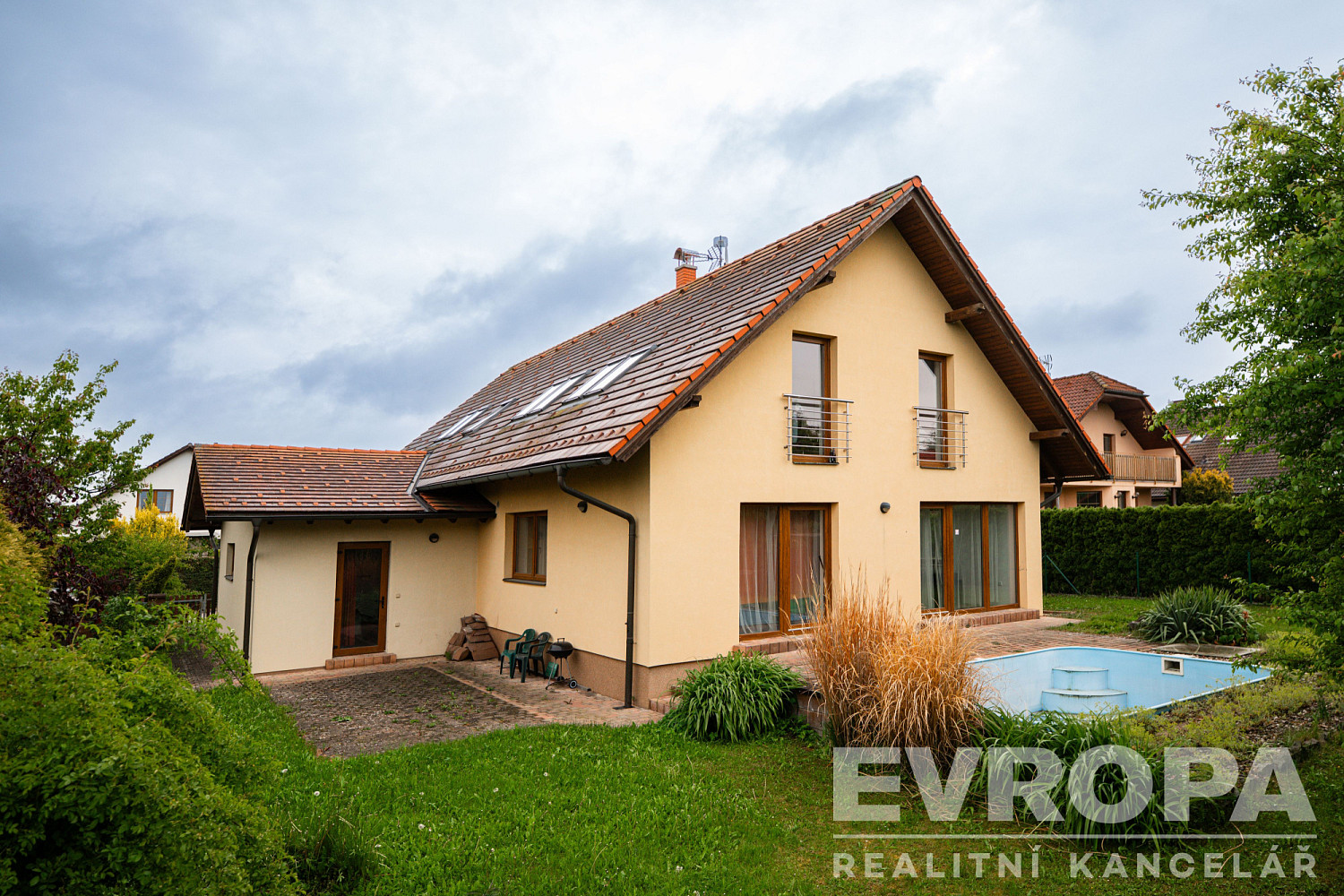 Prodej ubytovacího objektu 303 m²