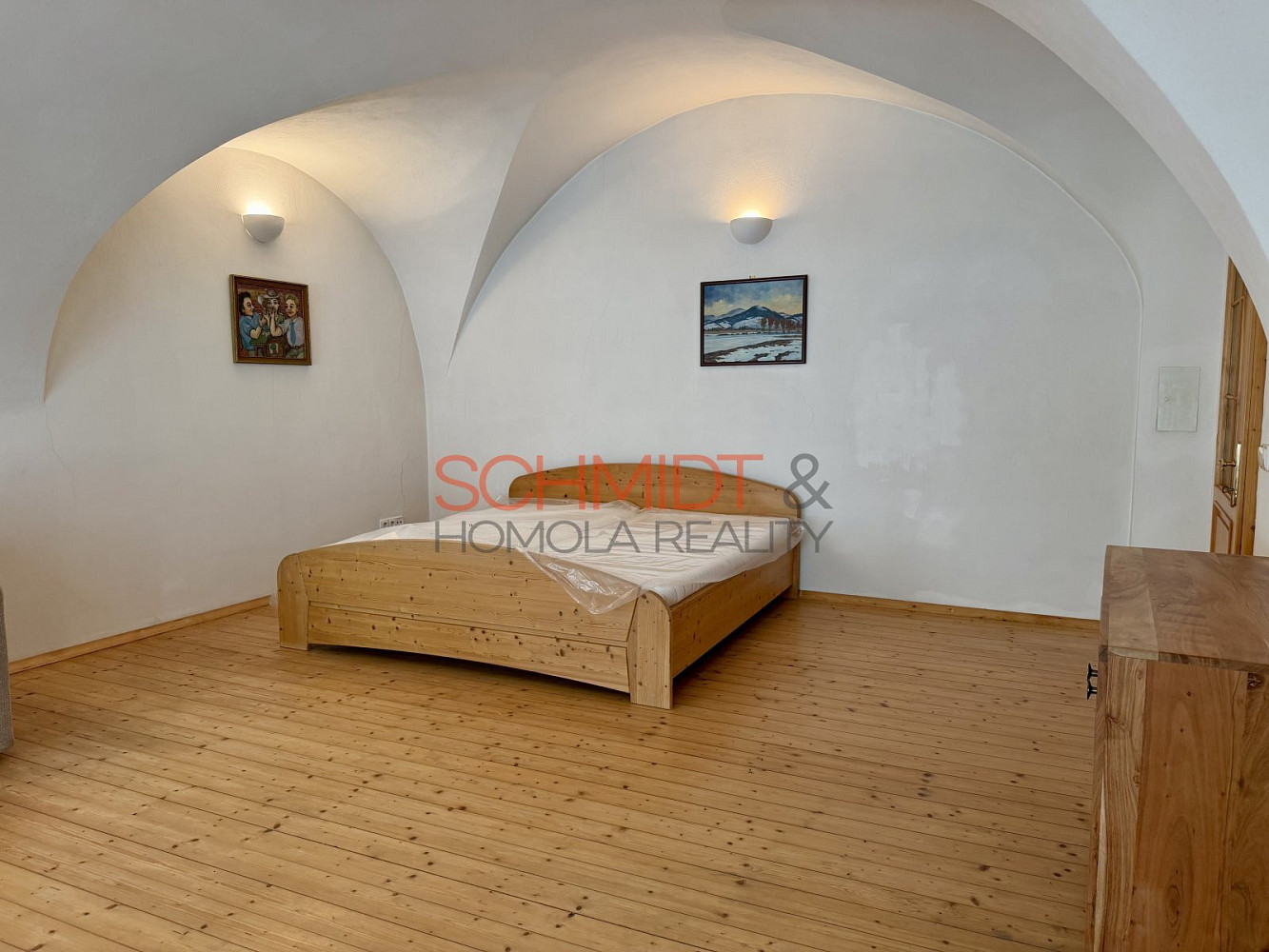 Pronájem bytu 2+1 84 m² — photo 2