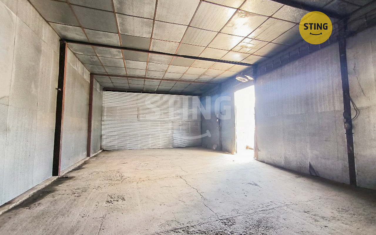 Pronájem skladovacích prostor 128 m²