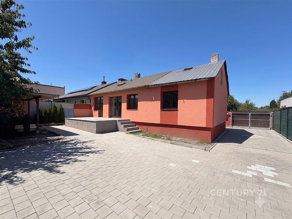 Prodej domu 82 m² s pozemkem 302 m²