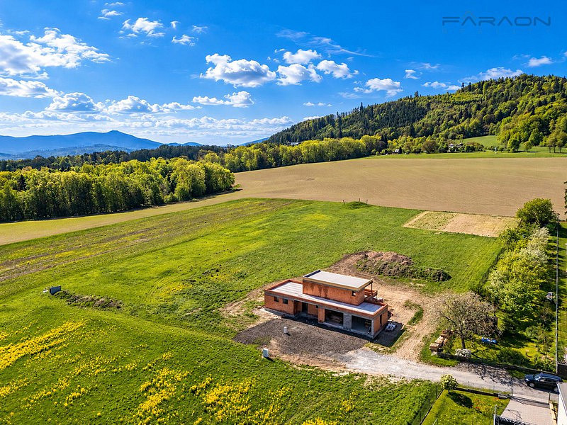 Prodej stavebního pozemku 4 520 m² – fotografie 2