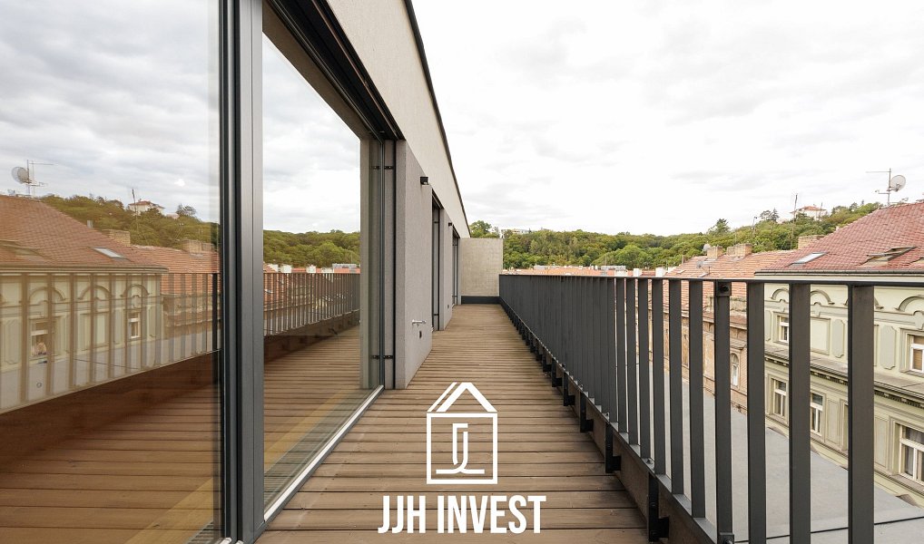 Prodej bytu 4+kk 136 m², Praha – náhled fotky 2