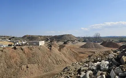 Dražba pozemku 47 267 m², Brno - Černovice